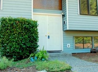 14207 104th Ave NE, Kirkland, WA 98034