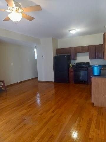 living room / kitchen