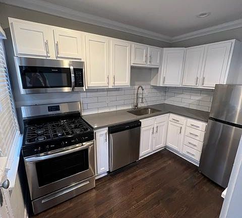 4th image of 214 Emanuel Cleaver Blvd #3W