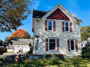 355 Marengo Rd, Harvard, IL 60033