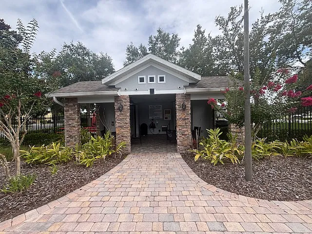 627 Fern Lake Dr — Photo 21