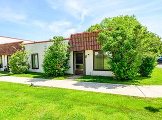 743 E Fullerton Ave #106, Glendale Heights, IL