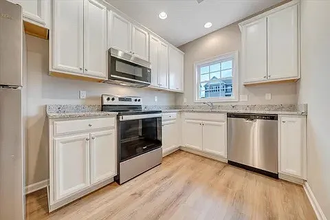 5763 Huntridge Rd — Photo 2