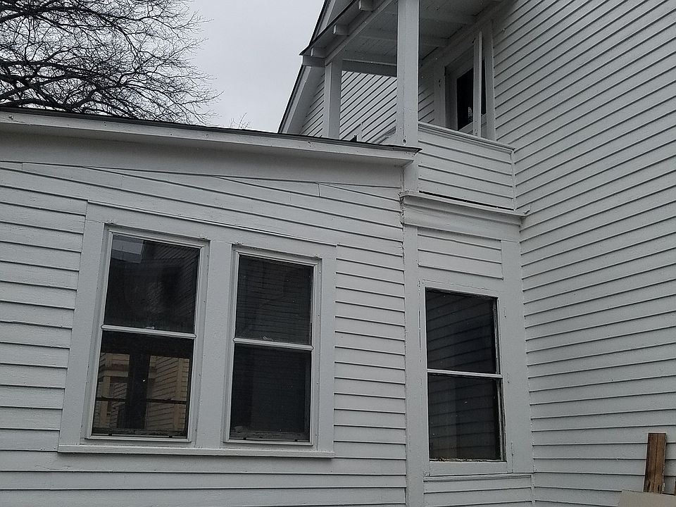2nd image of 2186 Woodward Ave
