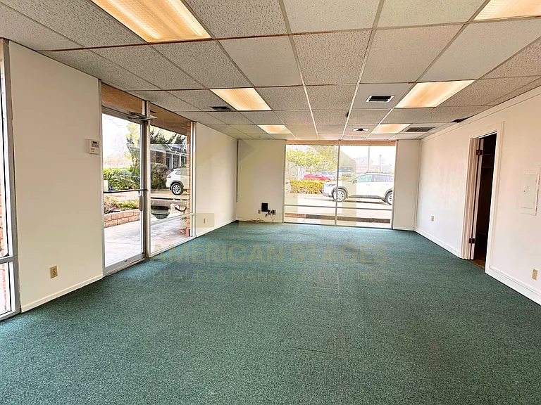 3875 Constellation Rd #A & B — Photo 7