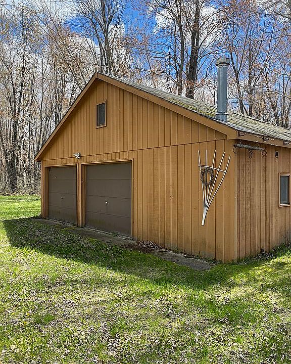 1st image of 10490 E Houghton Lake Dr