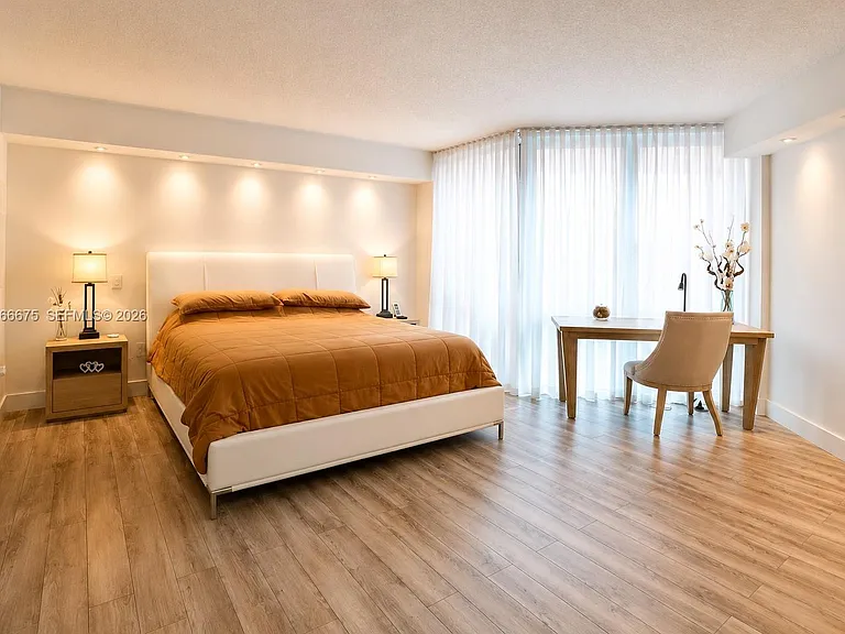 3370 Hidden Bay Dr #213 — Photo 7