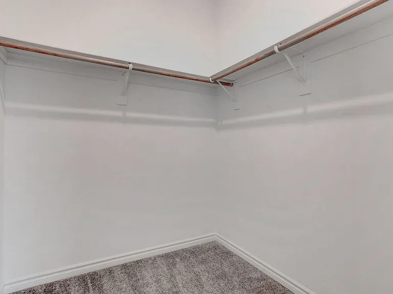 7106 Calvert Cliffs St — Photo 38