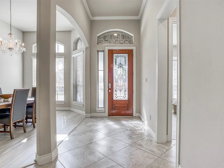 29114 Davenport Dr — Photo 4