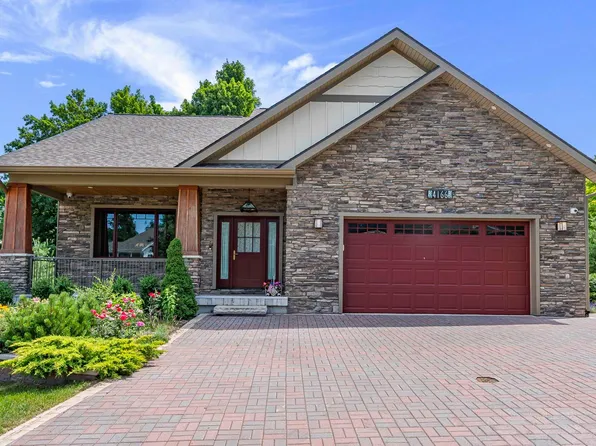 4166 Aquila Ct, Traverse City, MI 49684