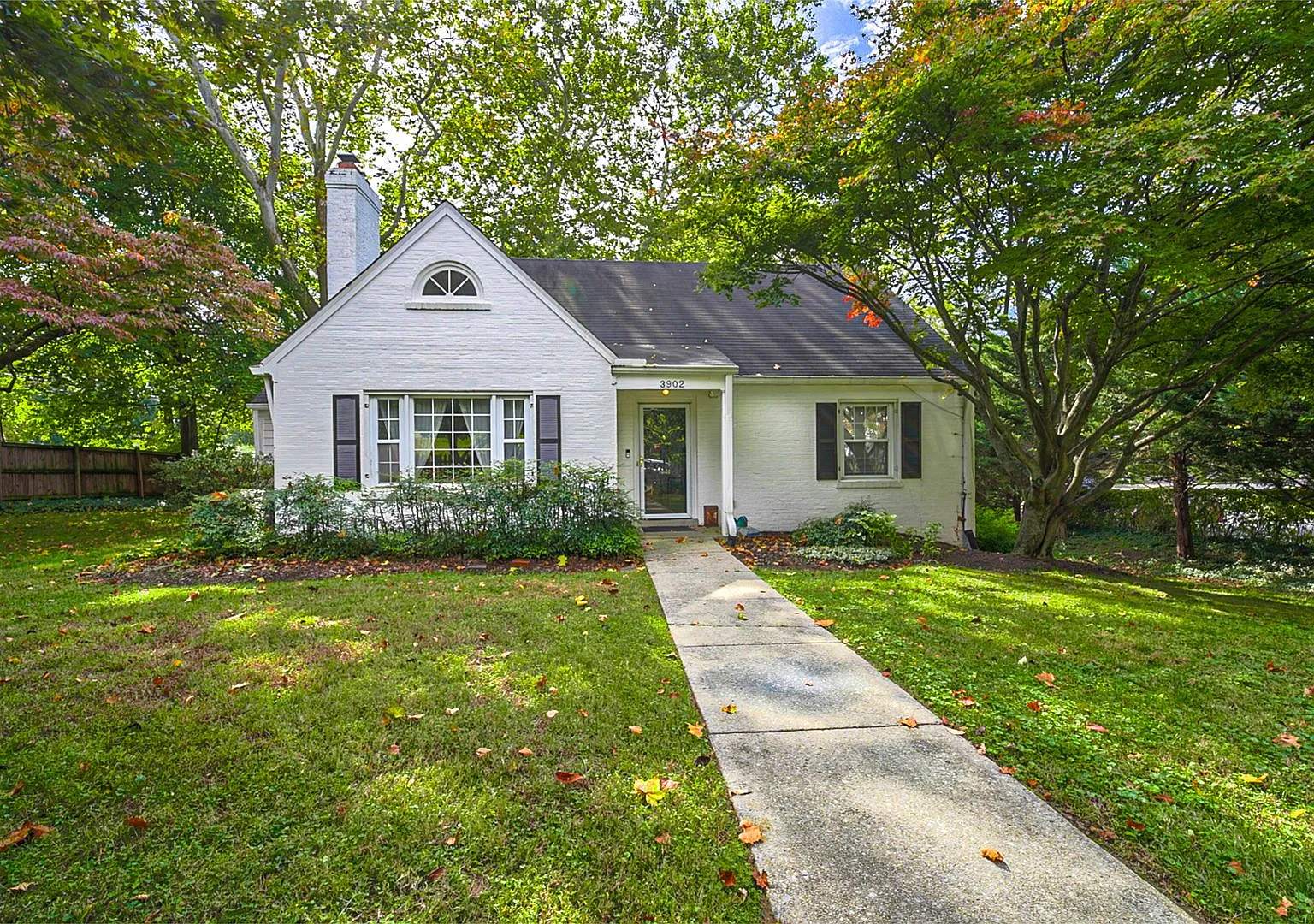 Picturesque 4BR/2.5BTH home in Chevy Chase Village. Available NOW! — Photo 1