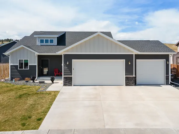 4635 Misty Woods Ln, Rapid City, SD 57701