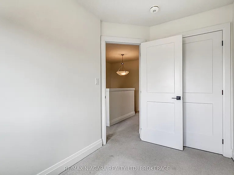 461 Blackburn Dr — Photo 26