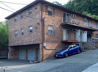 12 Burdette Ct APT 3, Edgewater, NJ 07020