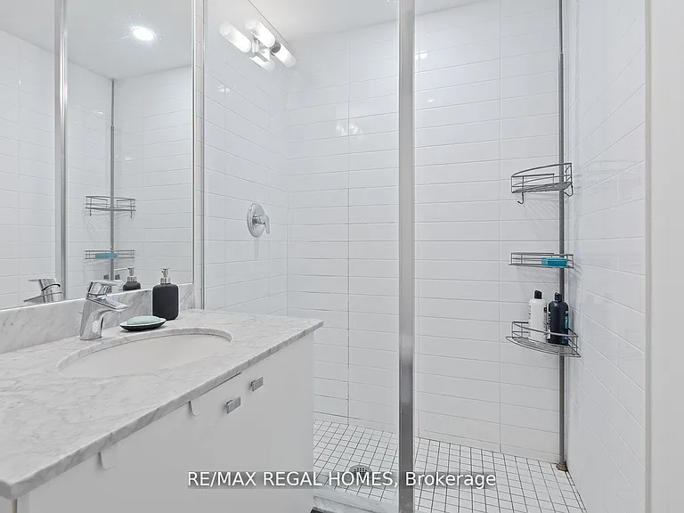 69 Lynn Williams St #806 — Photo 7