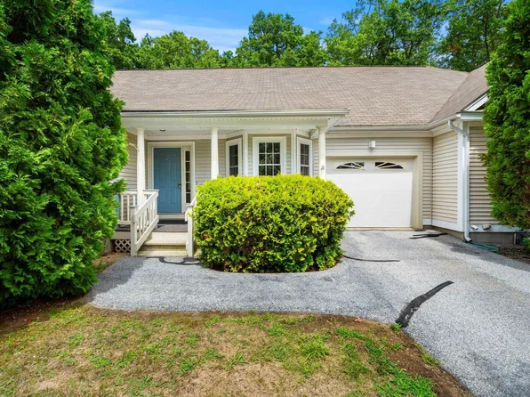 1465 Hooksett Road #464, Hooksett, NH 03106