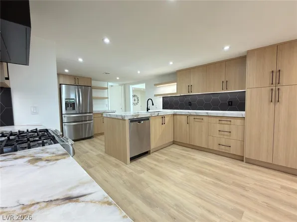 1808 Birch St, Las Vegas, NV 89102