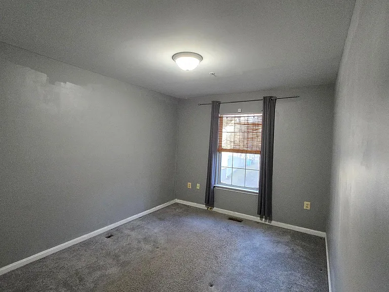 6565 Ronald Rd — Photo 10