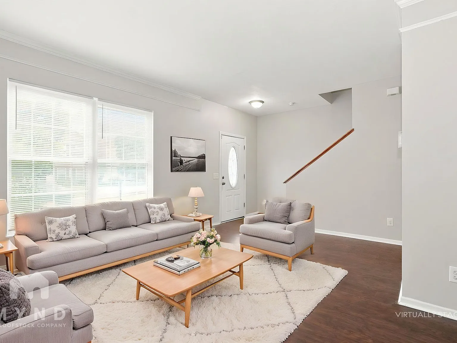 4 bed, 3.0 bath, 2010 sqft, $2,450 — Photo 3