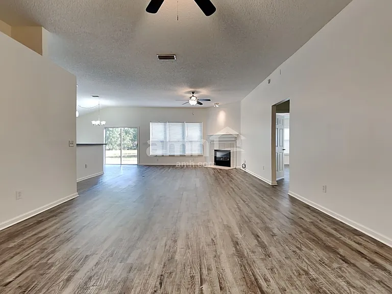 14249 Fish Eagle Dr E — Photo 4