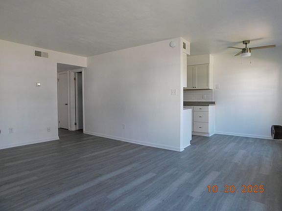 Overview of living & dining area