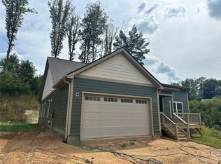 82 Loftin St, Weaverville, NC 28787