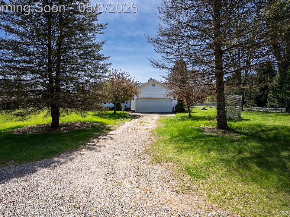 1st image of 1783 Farnsworth Rd