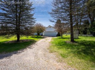 1783 Farnsworth Rd, Lapeer, MI 48446
