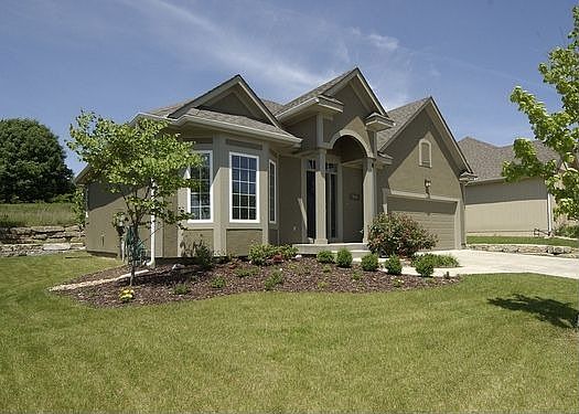 1st image of 4708 Meadow View Dr