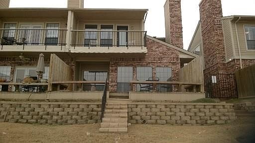 1st image of 201 Oakbrook Dr