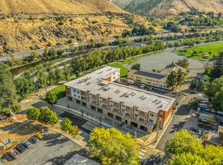 412 Aplets Way #FE313B050, Cashmere, WA 98815