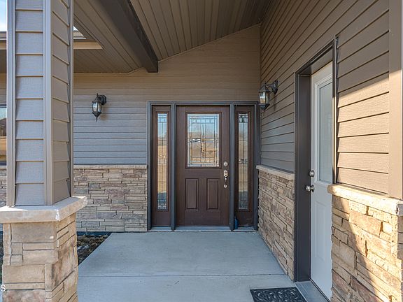 3rd image of 5400 Falconer Dr