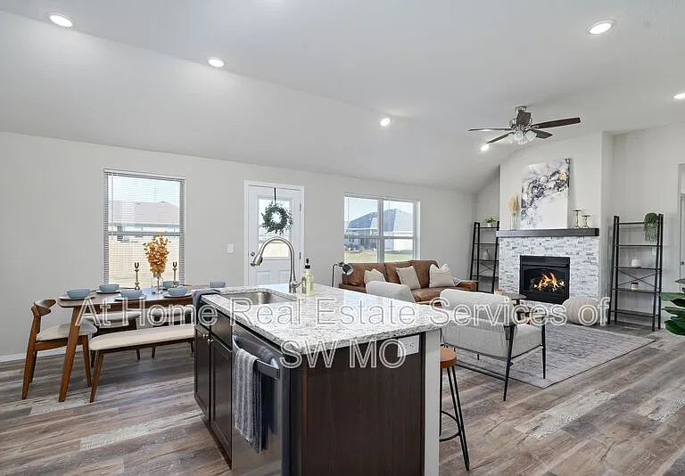 252 Rabbit Run St — Photo 15