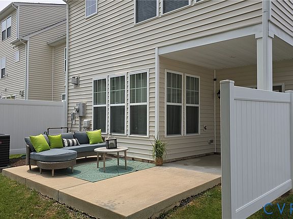 2nd image of 8014 Rutland Village Dr