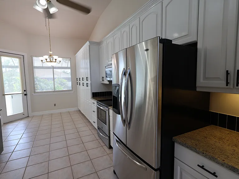 4905 Sands Blvd — Photo 17