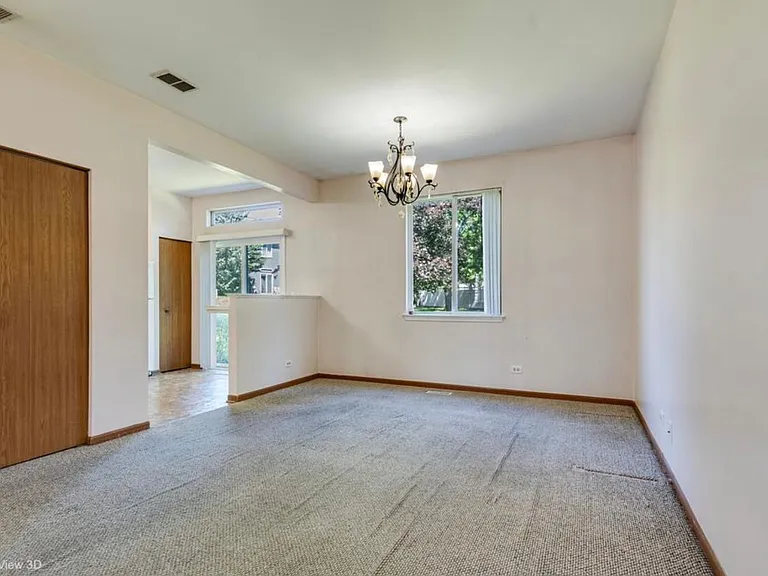1111 Vail Ct — Photo 3
