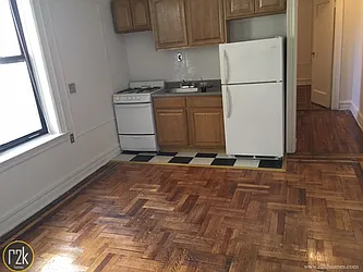 Rented by Realty 2000 Corp