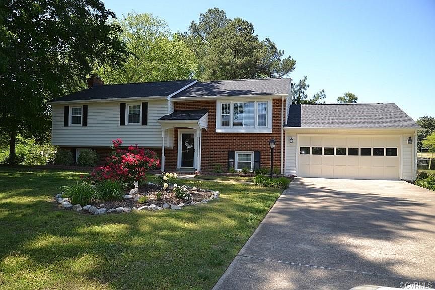 1st image of 8354 Colmar Dr