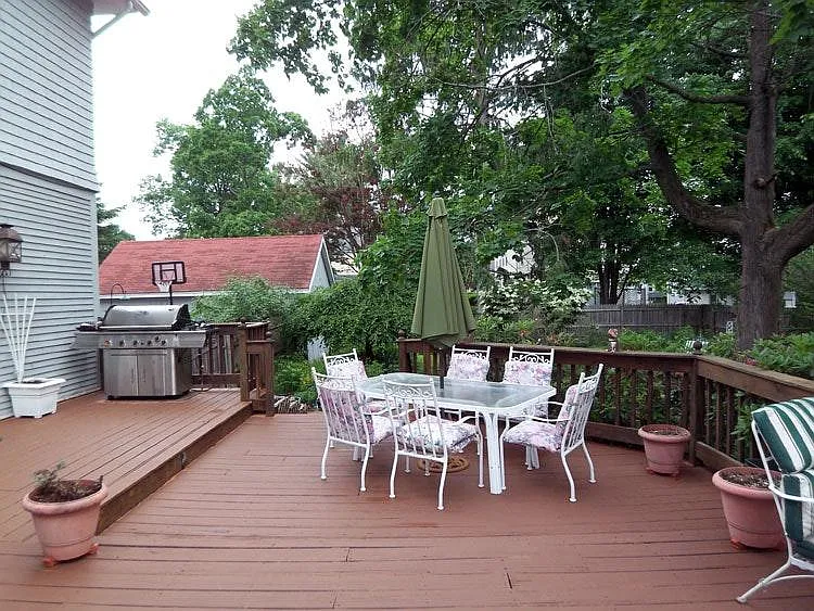 Outdoor Deck