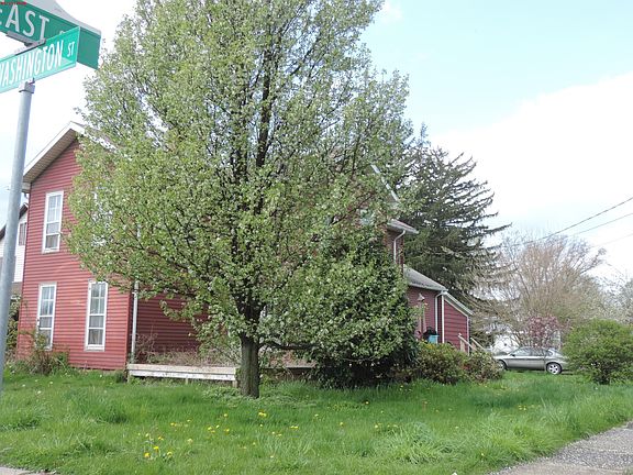 3rd image of 39 S Washington St