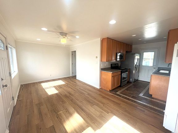 3rd image of 315 Lado De Loma Dr #B