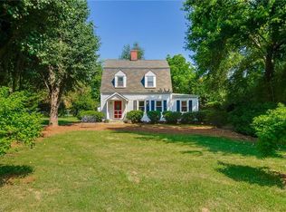 2405 Oak Ridge Rd, Oak Ridge, NC 27310