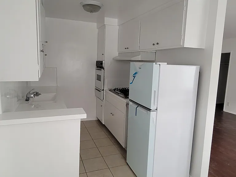 11937 Kiowa Ave #2 — Photo 6