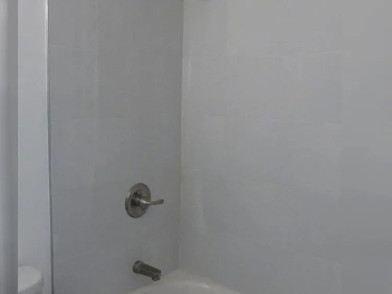 46-270 Kahuhipa St #401 — Photo 10