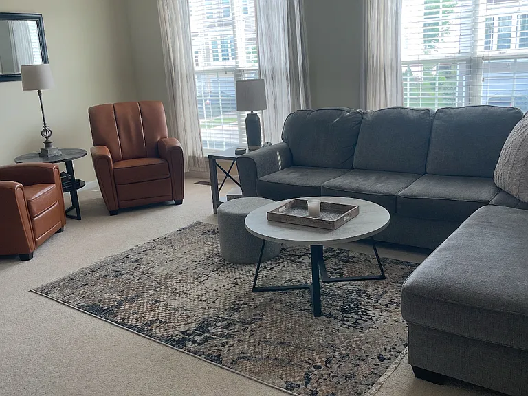 615 Ellison Dr — Photo 2