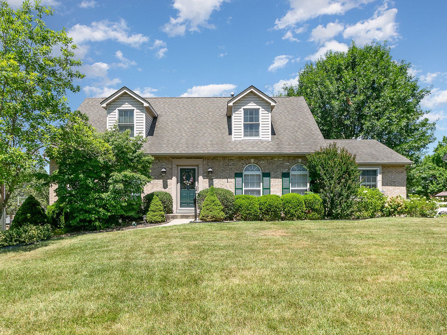 8503 Woodcreek Dr, Florence, KY 41042 Zillow