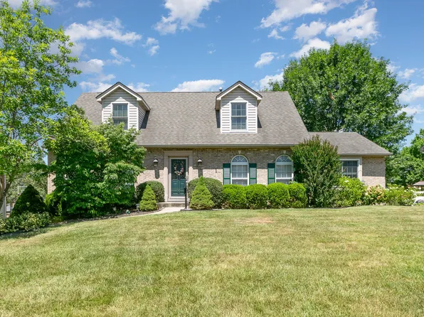 8503 Woodcreek Dr, Florence, KY 41042