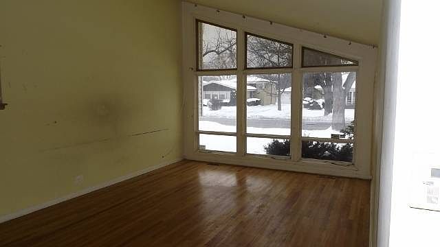 1st image of 9321 Marmora Ave