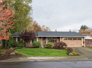 3833 SE Douglas Ct, Troutdale, OR 97060