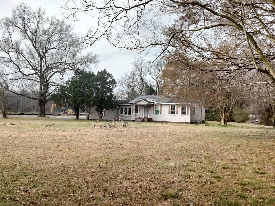 2nd image of 1855 McHugh Rd